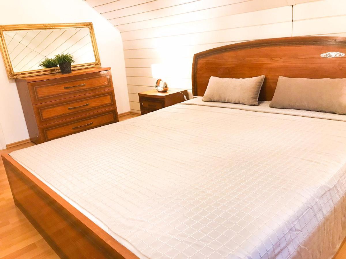 "Casa20200" 2 X Apartments Je 150Qm Fuer Business, Familien, Gruppen, Handwerker 15Min Von Berlin, Erdbeerhof, Outlet B5, 5Min Vom See Falkensee !! 2 Apartment Each 150Qm For Business , Families 15Min From Berlin!! Εξωτερικό φωτογραφία