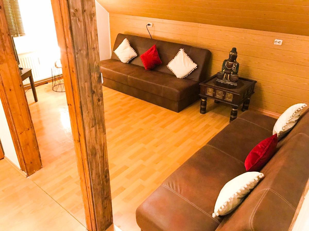 "Casa20200" 2 X Apartments Je 150Qm Fuer Business, Familien, Gruppen, Handwerker 15Min Von Berlin, Erdbeerhof, Outlet B5, 5Min Vom See Falkensee !! 2 Apartment Each 150Qm For Business , Families 15Min From Berlin!! Εξωτερικό φωτογραφία